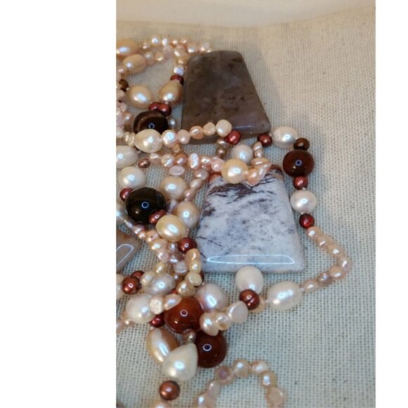 Long Freshwater Pearl Necklace With Chunky Stone/gemstones Beads Unique - Picture 4 of 6